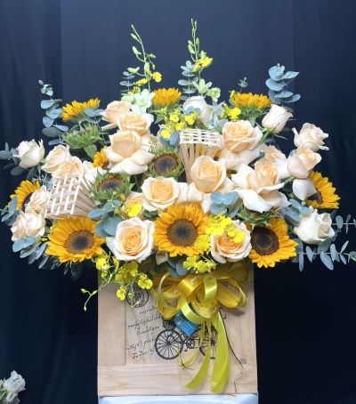 Giỏ Hoa Tươi - Hoa Chúc Mừng Tốt Nghiệp HTN-0301