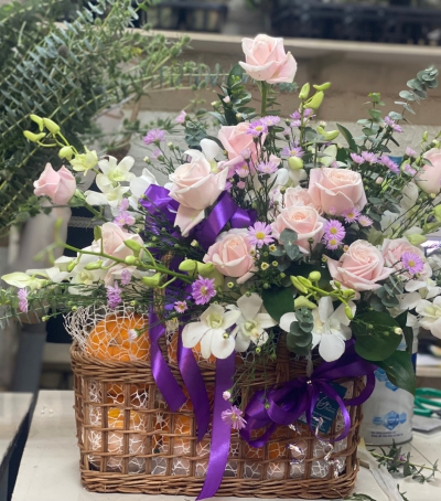 Giỏ Hoa Hồng Chúc Mừng HCM-0009