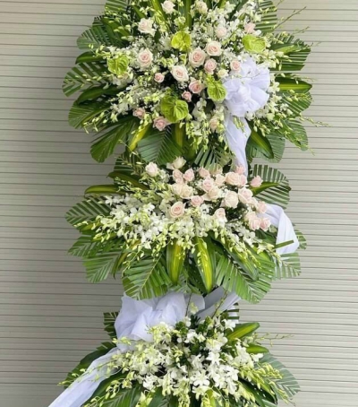 Hoa Tươi Chia Buồn - Kệ Hoa Đẹp HCB-0007