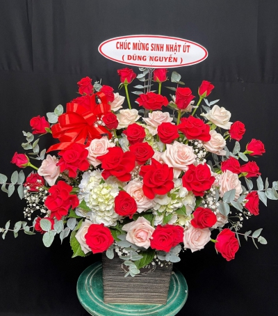 Giỏ Hoa Chúc Mừng - Hoa Tươi Chúc Mừng HCM-5202