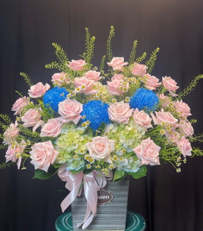 Giỏ Hoa Chúc Mừng - Giỏ Hoa Tươi HCM-0401