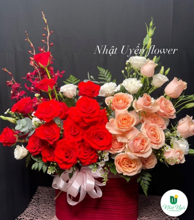 Giỏ Hoa Hồng - Hoa Tươi Chúc Mừng HCM-8210