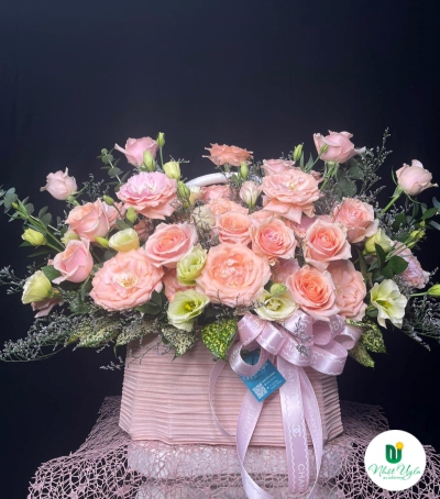 Giỏ Hoa Hồng - Hoa Tươi Chúc Mừng HCM-5210