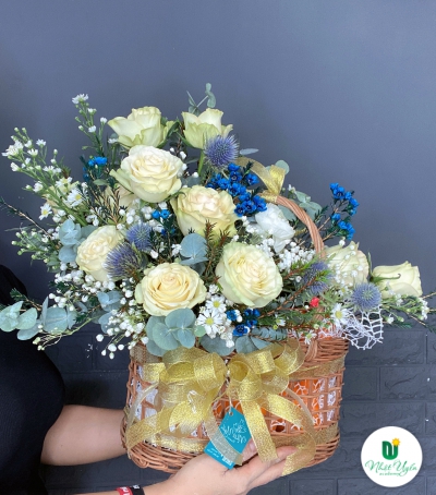 Giỏ Hoa Hồng Chúc Mừng HCM-0005