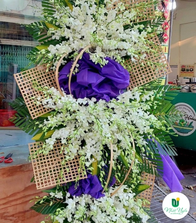 Hoa Tươi Chia Buồn - Kệ Hoa Đẹp HCB-0006