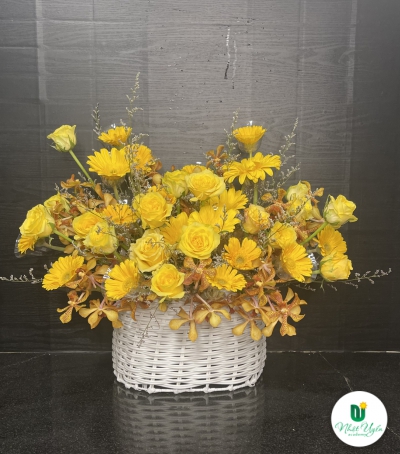 Giỏ Hoa Hồng - Hoa Tươi Chúc Mừng HCM-0013