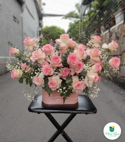 Giỏ Hoa Hồng Chúc Mừng HCM-0012