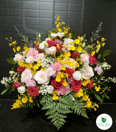 Giỏ Hoa Tươi - Hoa Chúc Mừng HCM-0022
