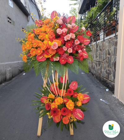 Kệ Hoa Tươi Chúc Mừng - Hoa Tươi Đẹp KHT-0302