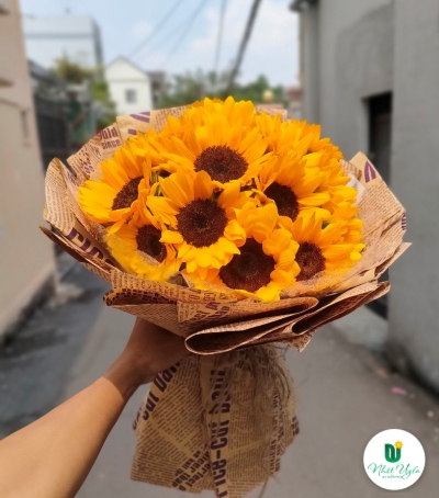 Bó Hoa Hướng Dương Chúc Mừng Tốt Nghiệp HHH-0112