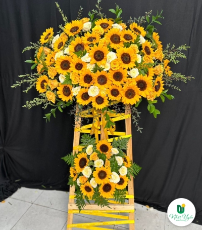 Kệ Hoa Tươi Chúc Mừng HCM-S201