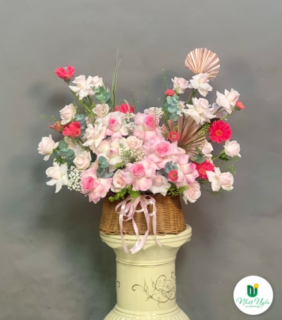 Giỏ Hoa Tươi Chúc Mừng NU-S1