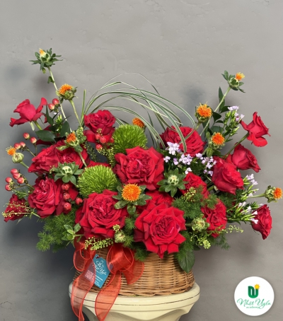 Giỏ Hoa Tươi Chúc Mừng