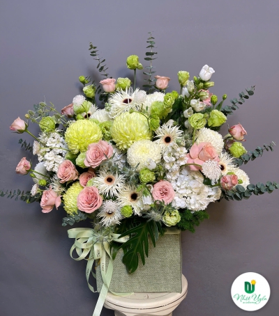 Giỏ Hoa Tươi Chúc Mừng NU-S2