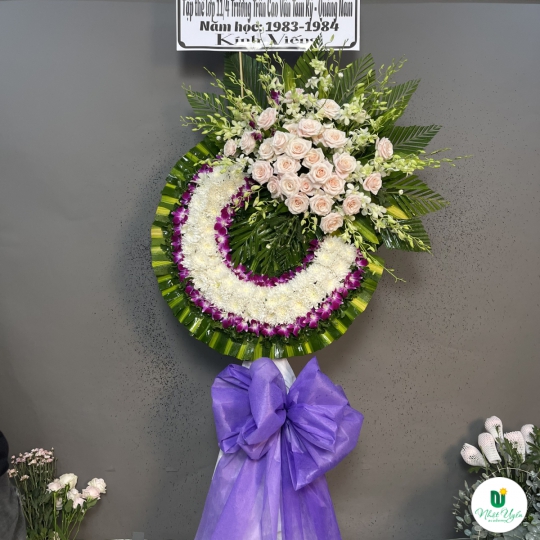 Kệ Hoa Tươi Chia Buồn - 01