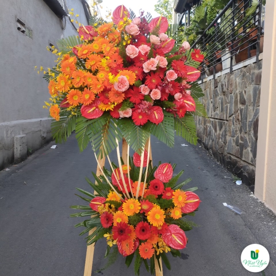 Kệ Hoa Tươi Chúc Mừng - Hoa Tươi Đẹp KHT-0302