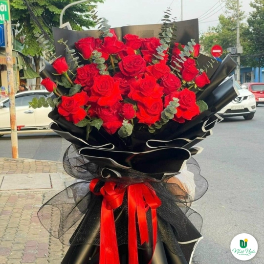 Bó Hoa Hồng Tình Yêu - Bó Hoa Tươi HTY-0018
