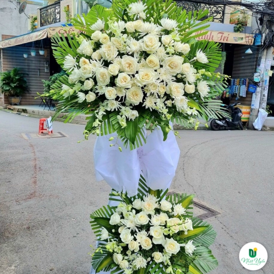 Hoa Tươi Chia Buồn - Kệ Hoa Đẹp HCB-0022